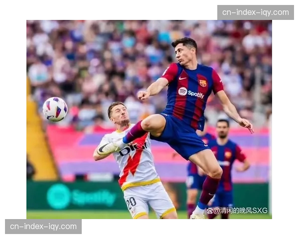 亚马尔罚丢关键点球后掩面，巴萨错失半场领先良机