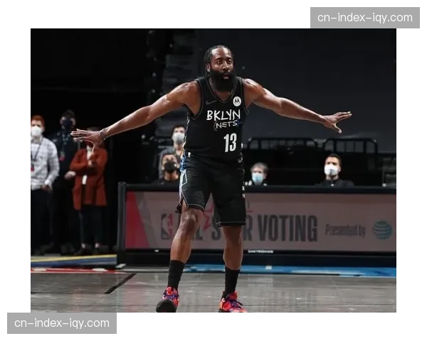 “奥格斯堡0-0闷平科隆，比赛数据创本赛季单场射门次数新低”